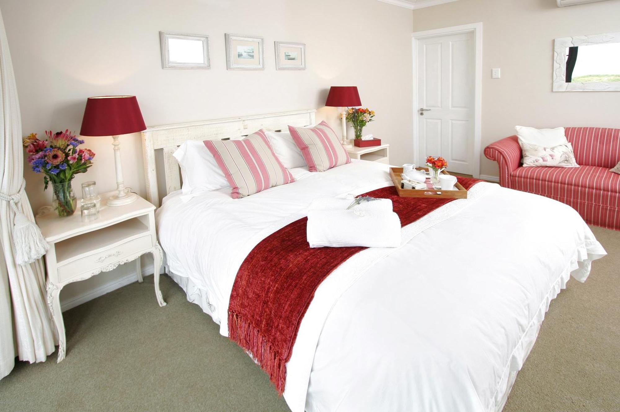 The Beach House Port Alfred Room photo